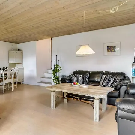 Holiday home Amazing In With Wifi